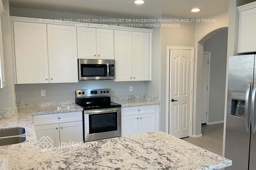 Building Photo - 2388 W Dusty Wren Dr