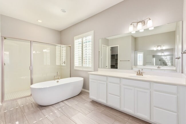Building Photo - New Rental Listing in Madison Vistas