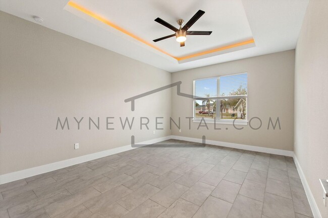 Building Photo - Deposit-Free! Get $1,000 OFF your first mo...