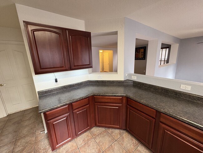 Building Photo - 6952 S Goshawk Dr