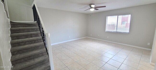 Building Photo - 2118 Oak Meadow Cir