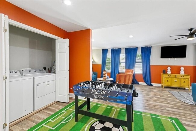 Building Photo - 706 Franklin Ave