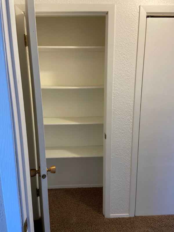 Building Photo - 718 Darby St