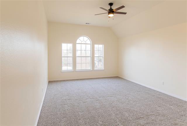 Building Photo - 3004 Normandy Dr