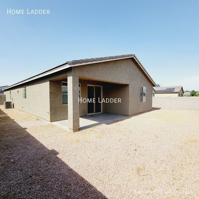 Building Photo - 13337 W Lariat Ln