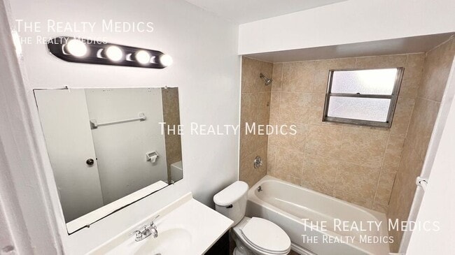 Building Photo - 3226 Redditt Rd