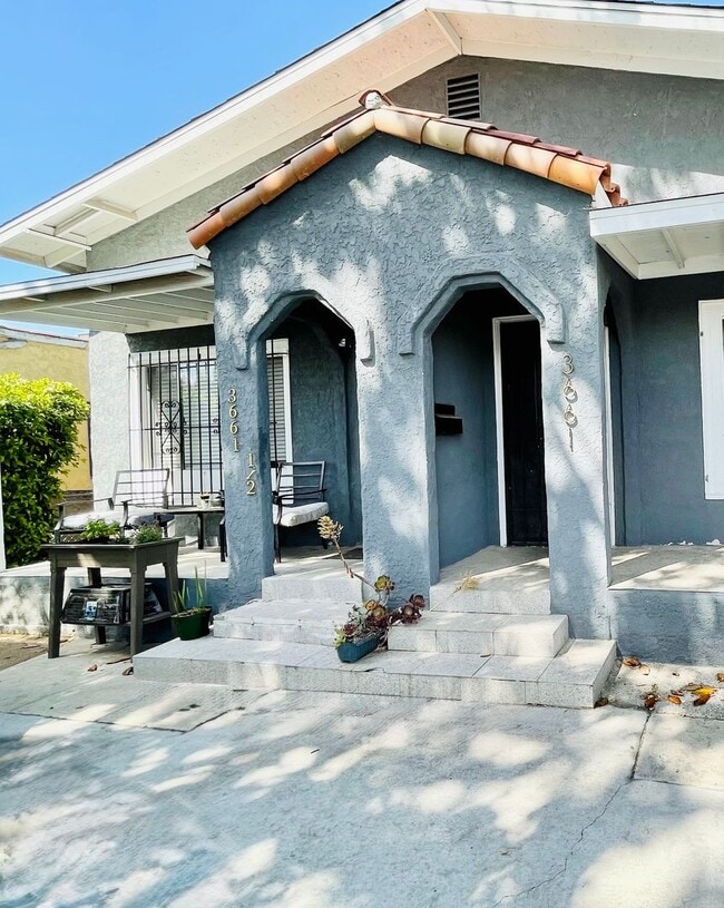 Building Photo - 3659 6th Ave