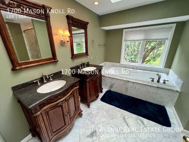 Building Photo - 1700 Mason Knoll Rd