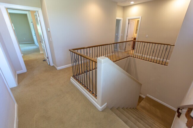 Building Photo - 4700 S Fulton Ranch Blvd