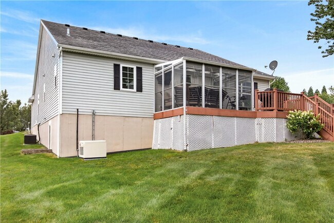 Building Photo - 2093 Mykola Rd