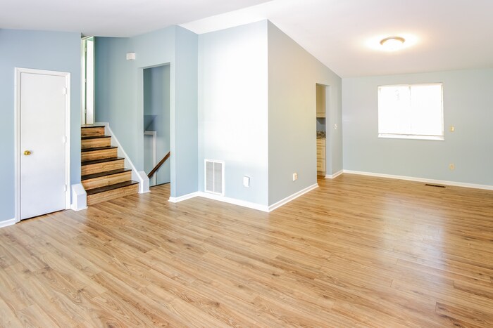 Building Photo - 66 Peppertree Ln