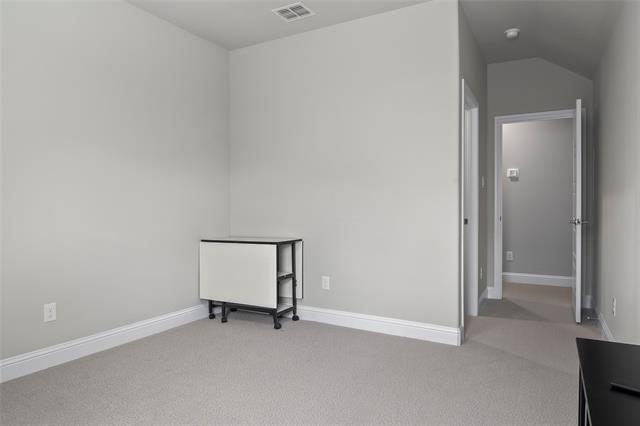 Building Photo - 13101 Scissortail Dr