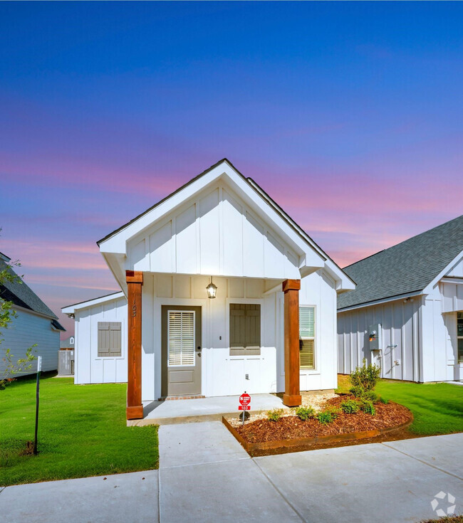 Building Photo - The Cottages at Sugar Mill Pond