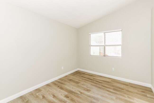 Building Photo - 5037 Via De Fortuna Way