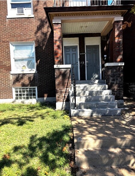 Primary Photo - 4133 W Kossuth Ave