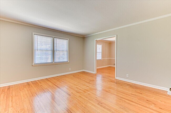 Building Photo - 2705 Bolling Rd