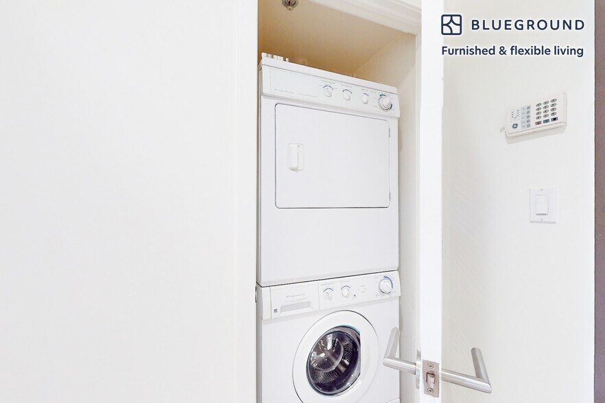 Building Photo - 1518 Federal Ave