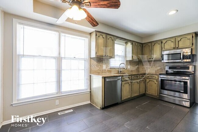 Building Photo - 10001 Connell Drive