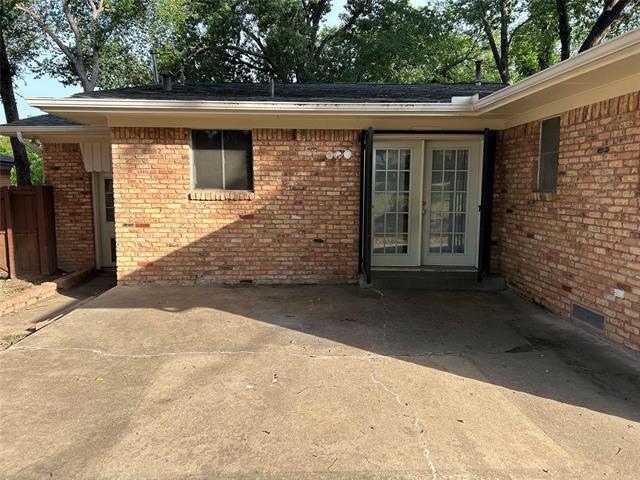 Building Photo - 7830 Claremont Dr