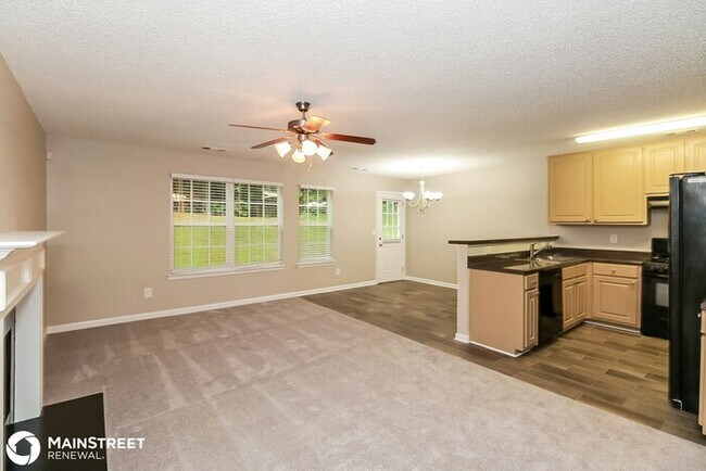 Building Photo - 479 Thistle Cove, Atlanta, GA 30349
