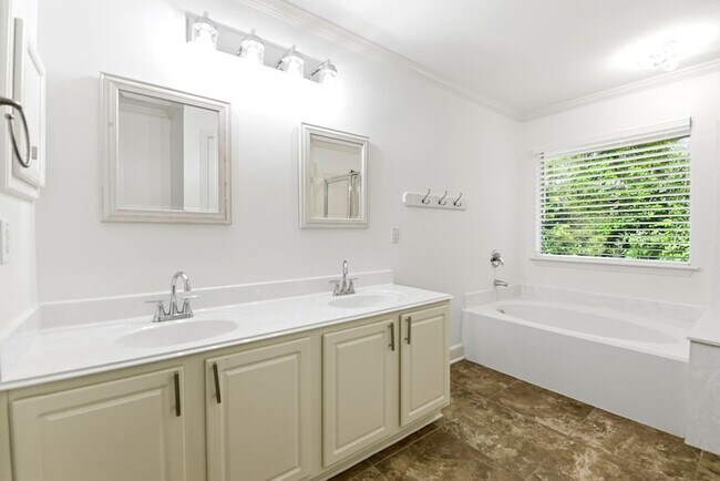 Building Photo - 78 N Camellia Grove Cir
