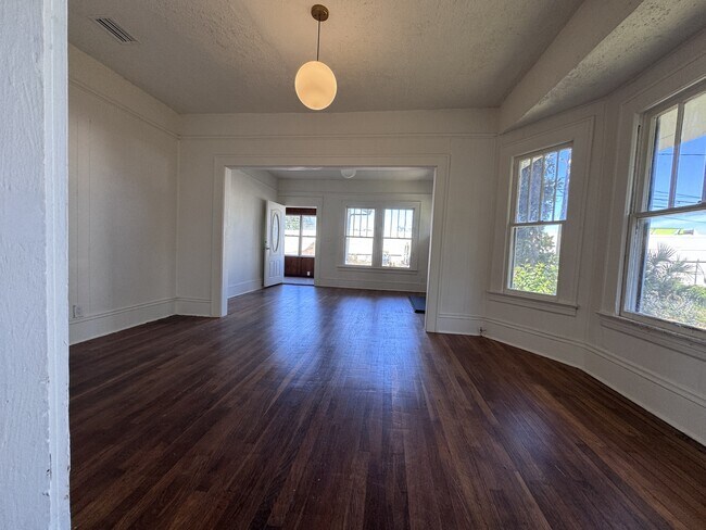 Building Photo - 3034 Rayford St