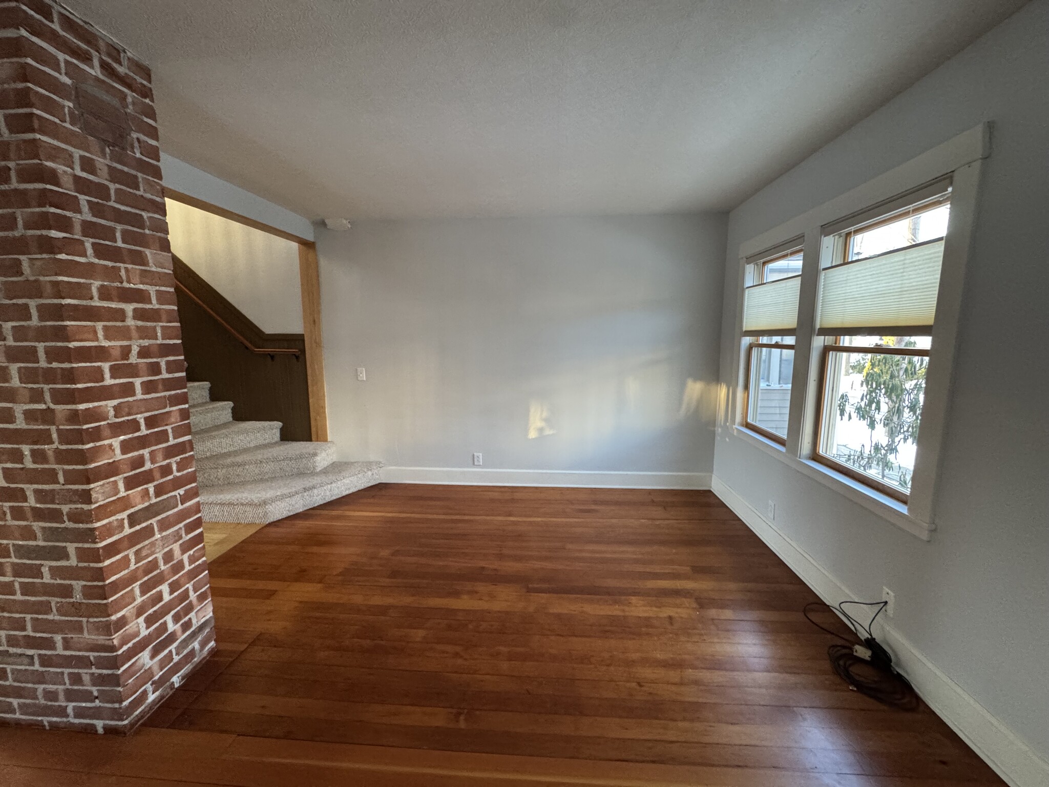 Large Living room off front porch - 69 Wright Ave