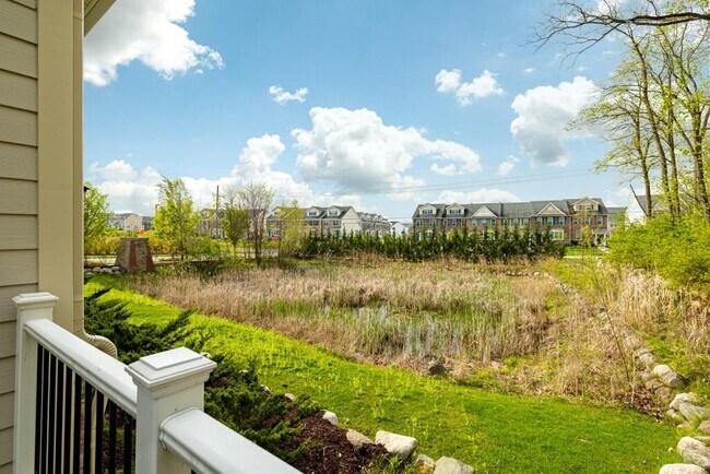 Building Photo - 3000 N Spurway Dr
