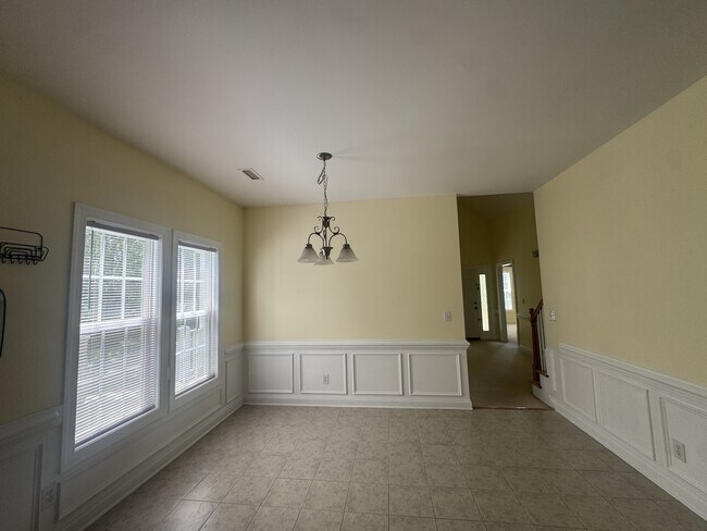Building Photo - 210 Chadwick Shores Dr