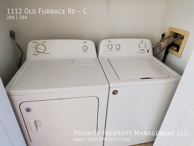 Building Photo - 1112 Old Furnace Rd