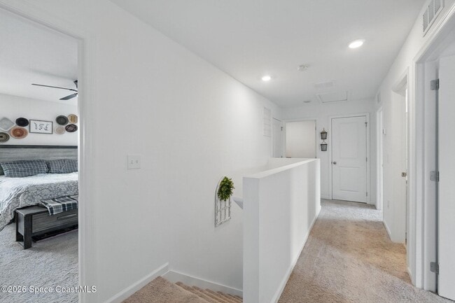 Building Photo - 2024 Hemingway Cir