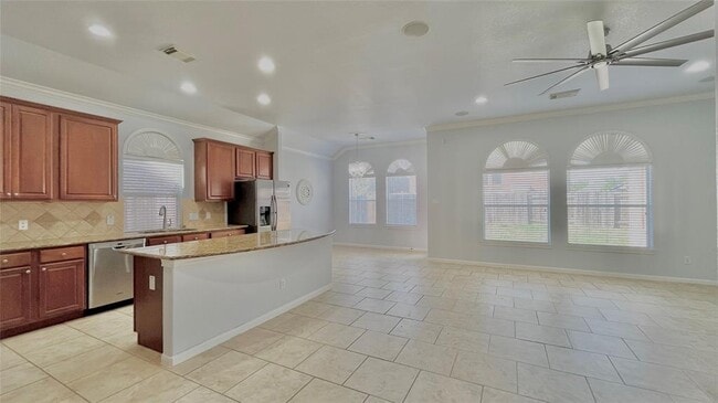 Building Photo - 5123 Shadow Breeze Ln