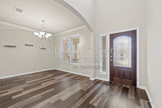 Building Photo - 1624 Medina Ln