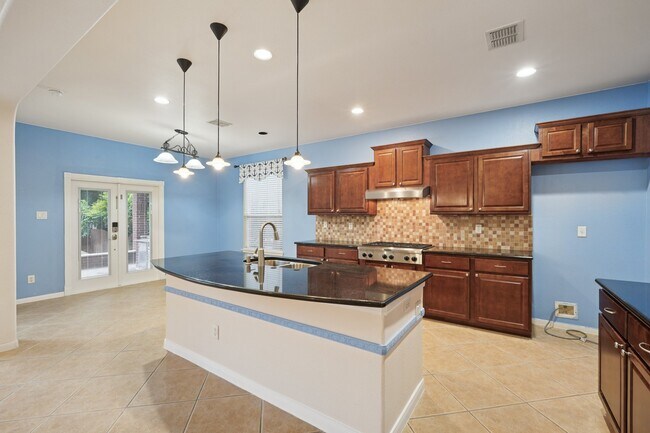 Building Photo - 519 Catanbo Ct