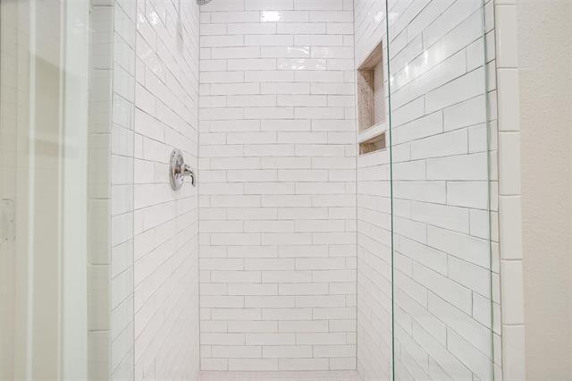 Building Photo - 4759 Fieldcrest Dr