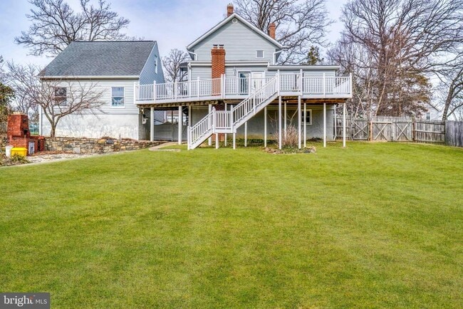 Building Photo - 427 Greenwood Rd