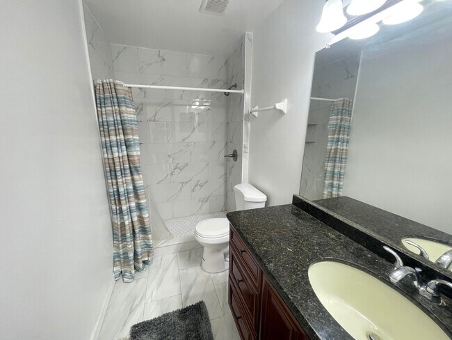 Building Photo - 3445 NW 44th St