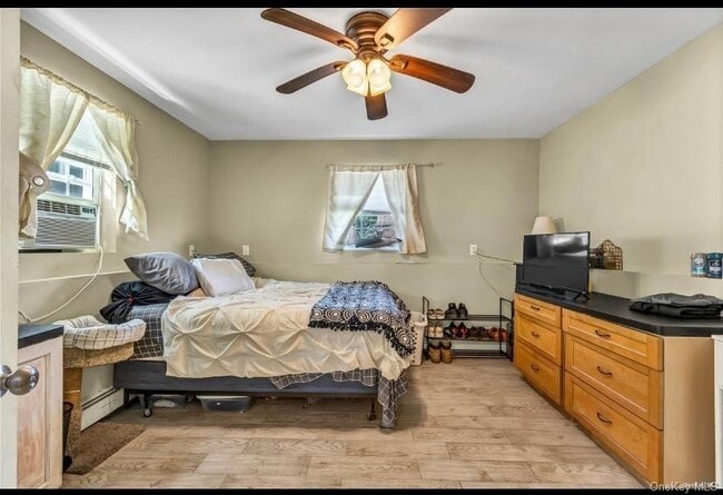 Building Photo - 50 E Beach Promenade