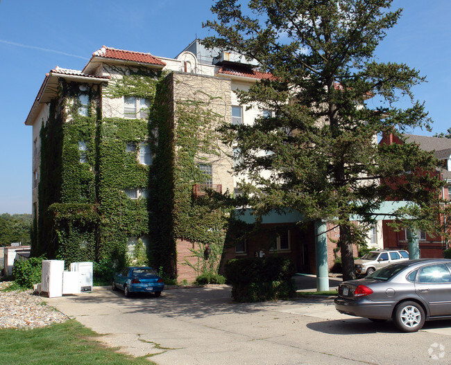 Building Photo - CORTEZ APTS.