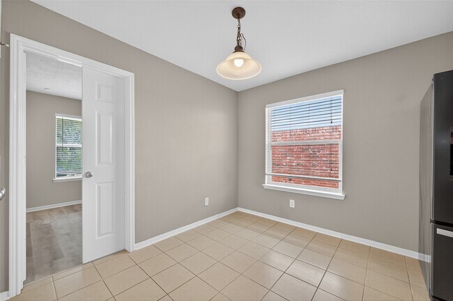 Building Photo - 13206 Barton Meadow Ln