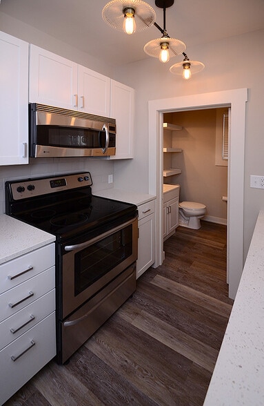 Building Photo - 2209 South 59th Street