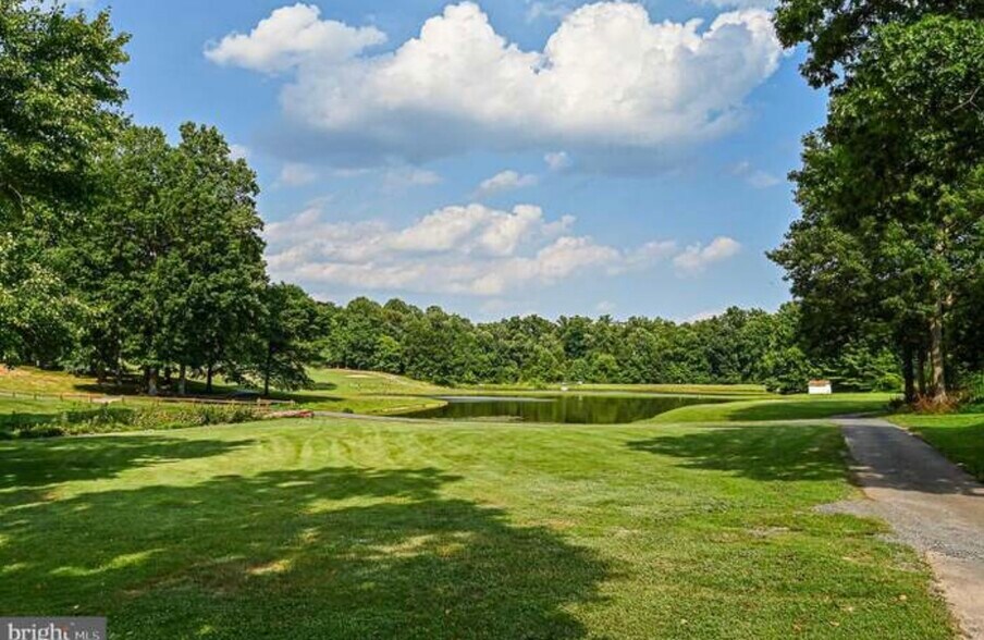 Building Photo - 12001 Ridge Knoll Dr