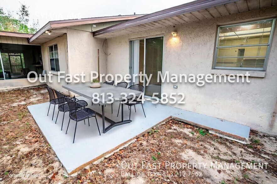 Building Photo - 1273 Sylvia Ave