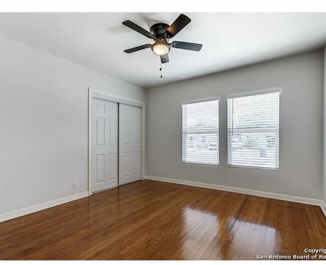 Building Photo - 229 Greer St