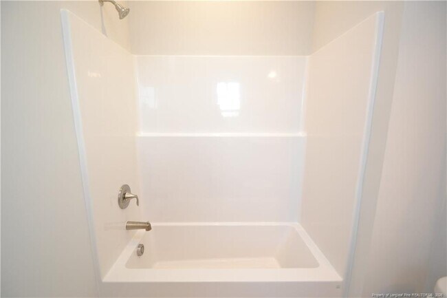 Building Photo - 421 Canyon Spring Trl