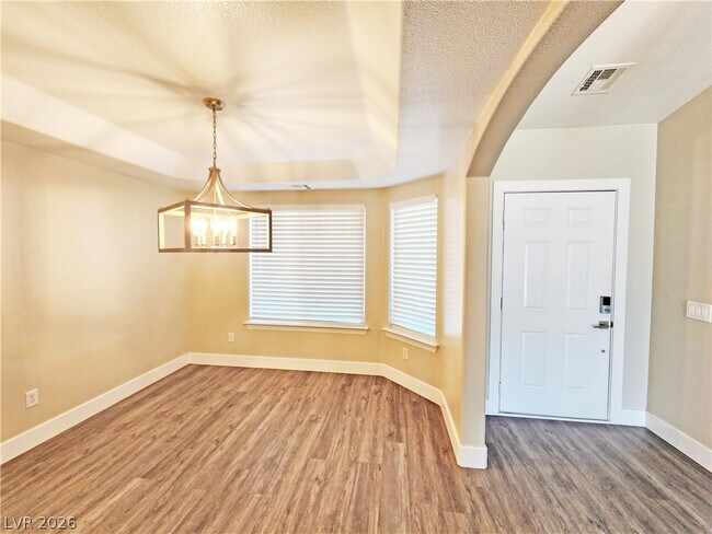 Building Photo - 4591 Stoneham St