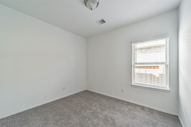 Building Photo - 5626 Tabula Rasa Dr