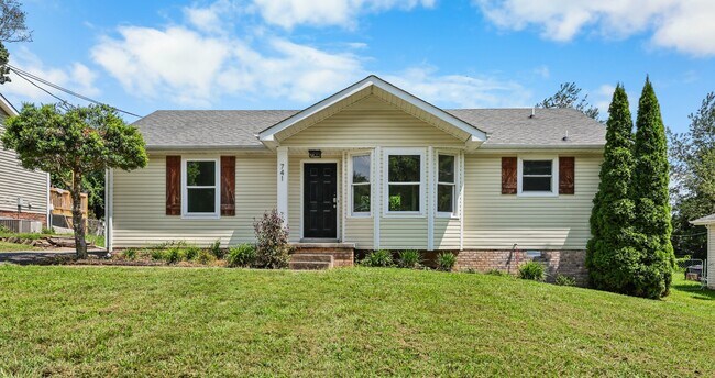 Primary Photo - 741 Princeton Cir