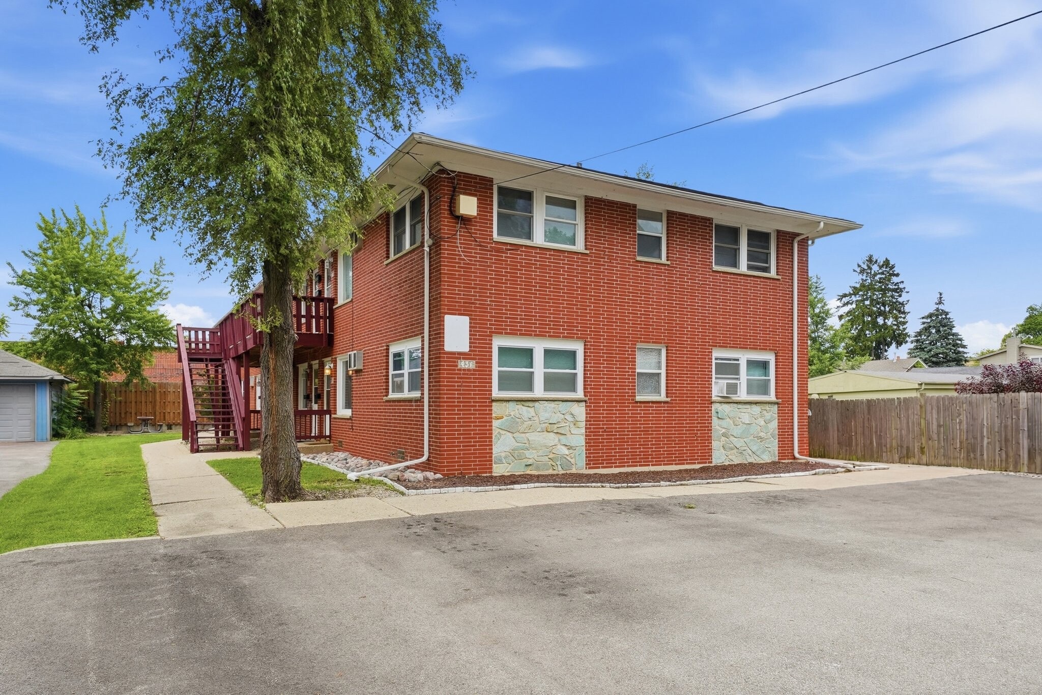 Building Photo - 431 Filweber Ct