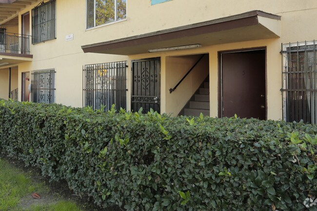 Casa Sombra - El Segundo 3210